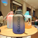 Garrafa Esportiva 2.2L – Grande Capacidade, Portátil e Livre